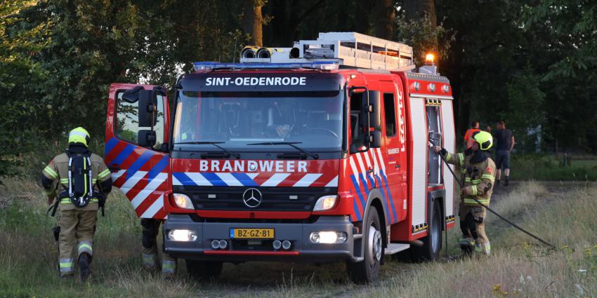 Brandweer blust na