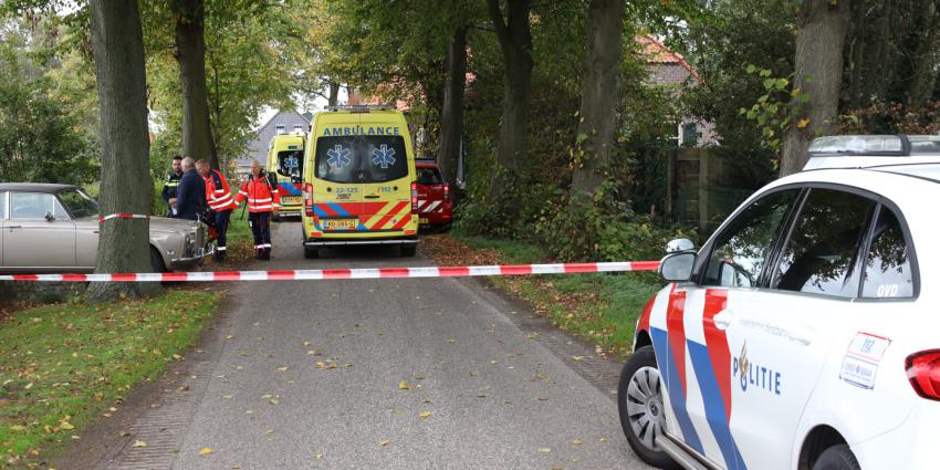 Politie doet onderzoek aan voertuig