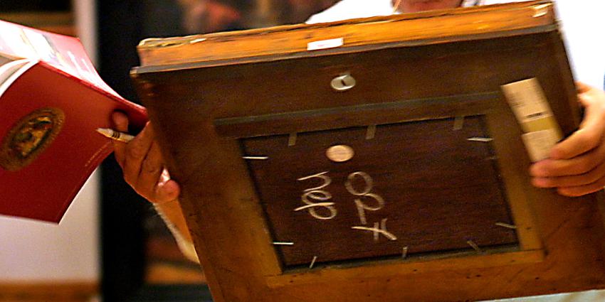 Een van de teruggevonden schilderijen Leeuwarden blijkt nep- Israels