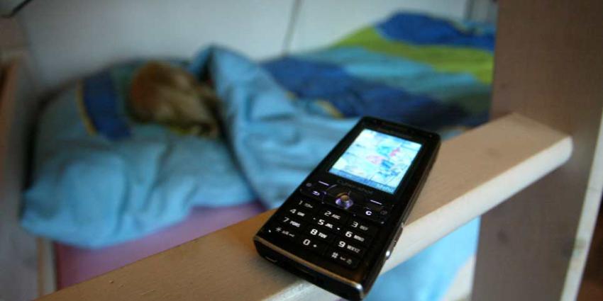 Helft pubers slaapt slecht
