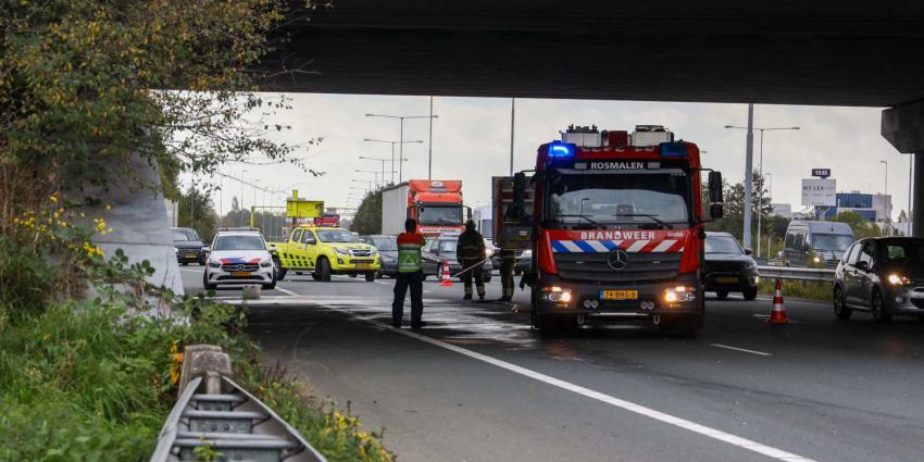 snelweg-aanrijding-brandweer