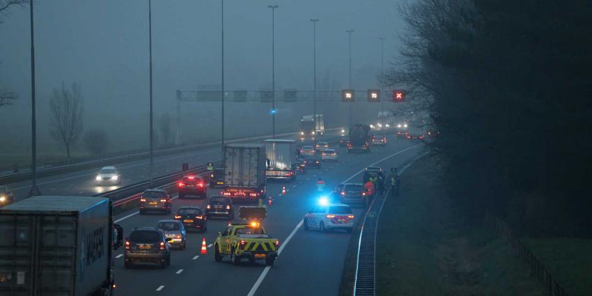 snelweg-donker-aanrijding