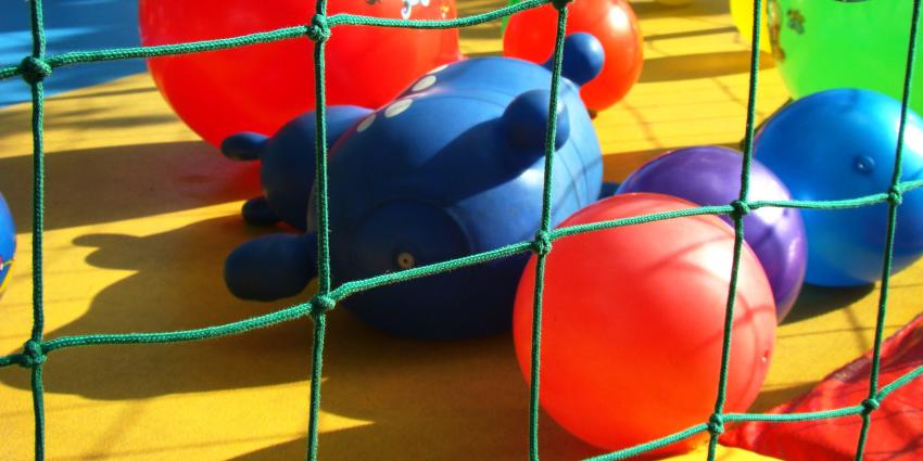 speeltuin-speelhal-spelen-kind