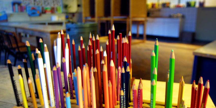 stemhokjes-kleurpotloden