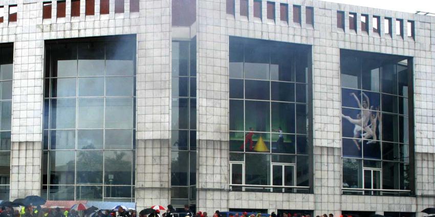 Beveiliging van de afdeling Openbare Orde en Veiligheid in Amsterdam is  'een rommeltje'