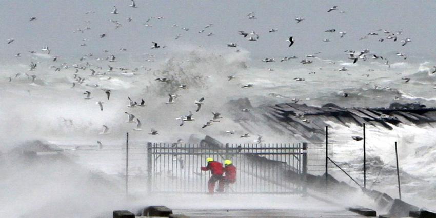 KNMI waarschuwt voor storm woensdag