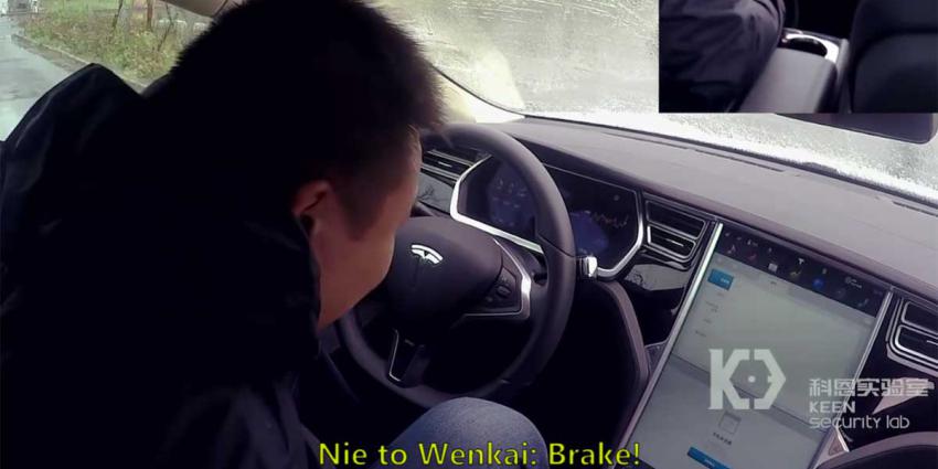 Chinezen hacken boordcomputer Tesla model S