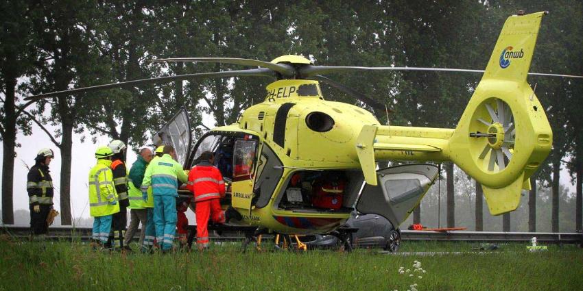 Automobiliste raakt gewond bij verkeersongeval op N282 