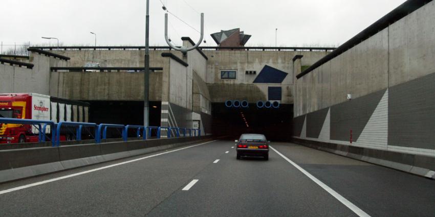 Al vroeg files door afsluiting Velsertunnel