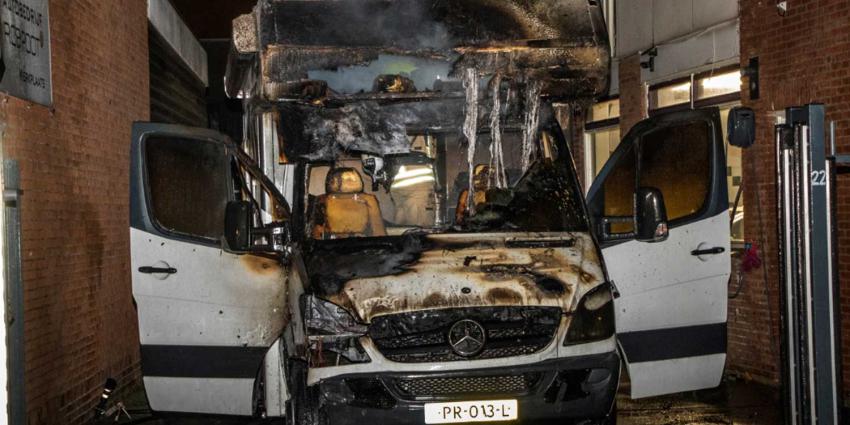 Drie verschillende autobranden industrieterrein Vlaardingen