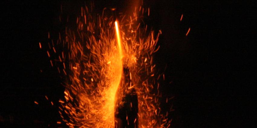 Foto van vuurpijl in fles | Archief EHF