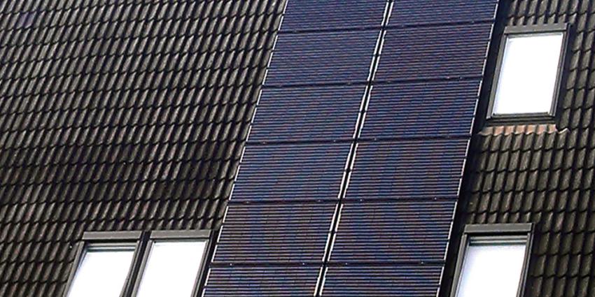 Vergelijk waarde terug leveren energie met zonnepanelen