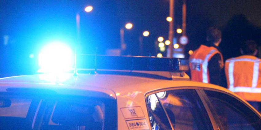 Gestolen auto klemgereden na achtervolging uit Duitsland