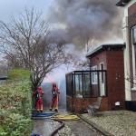 brandweermannen-blussen-schuurbrand