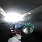 fietstunnel-zwerfvuil-blikjes