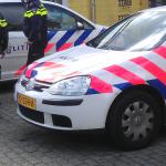 politie-agenten-politieauto