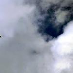 sportvliegtuigje-wolken