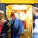 Foto van trein en passagiers | Archief EHF