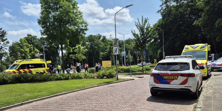 ambulances-botsing-fietsers-gewond