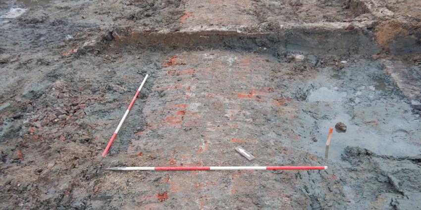 Fundering kazerne uit Napoleontische tijd gevonden in Delfzijl