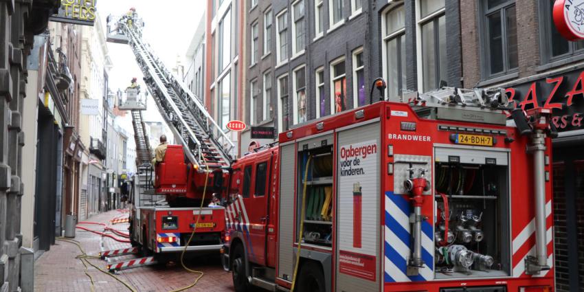 brandweer Amsterdam in Kalverstraat