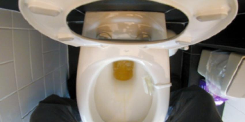 Slaapwandelaar met zeer hoge nood belt alarmnummer 112