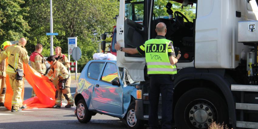 Foto van frontale aanrijding in Zwartewaal