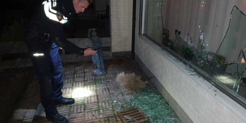 Politie onderzoekt putdeksel