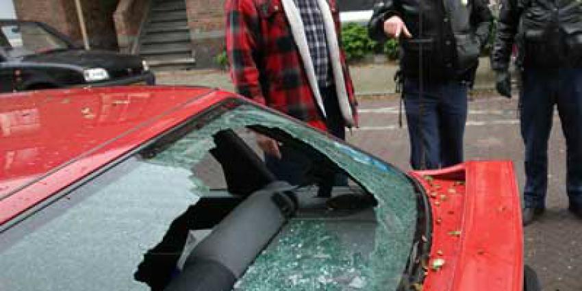 Foto van ingeslagen autoruit | Archief EHF