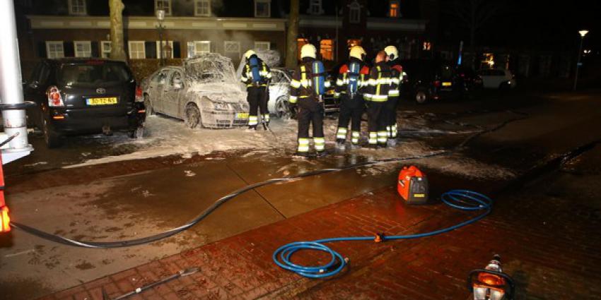 Twee auto's uitgebrand in Oirschot