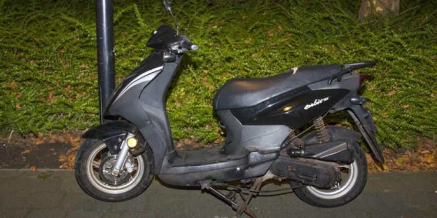 Lekkende scooter zorgt voor overlast