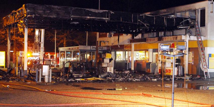 foto van brand shell station | Hendriks Multumedia