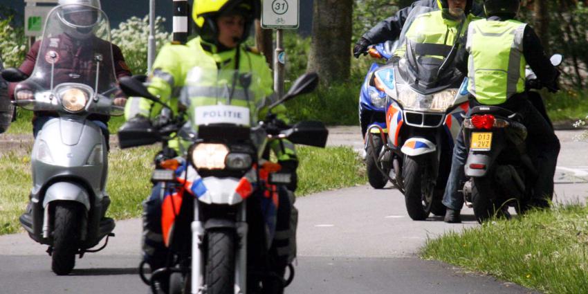 Bijna helft brom- of snorfietsen reed te hard bij controle in Kennemerland