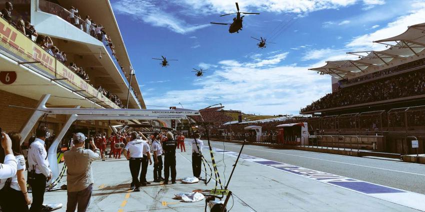 Missing man-formatie boven Formule 1