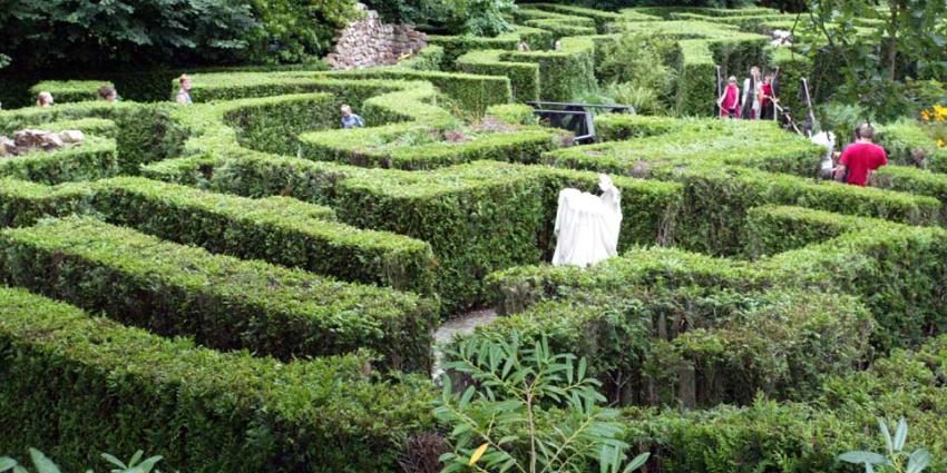 Asielkinderen Lili en Howick ondergedoken