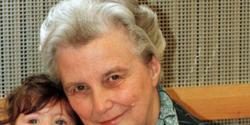 Erfenis Els Borst gebruikt om kankermedicijn weer terug te halen naar Nederland 