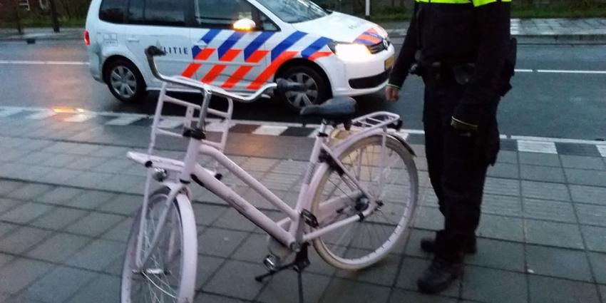 Je ziet je gestolen fiets in ander z'n tuin je belt de politie en staat alsnog met lege handen