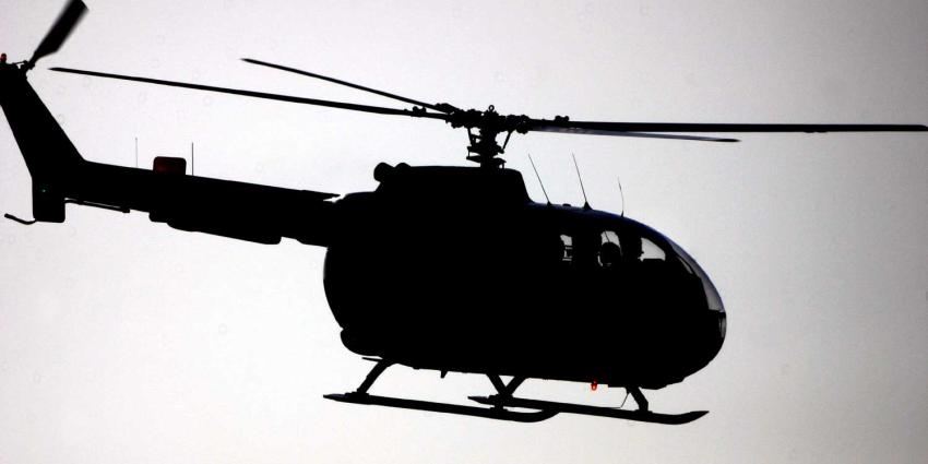 helikopter-donker-tegenlicht