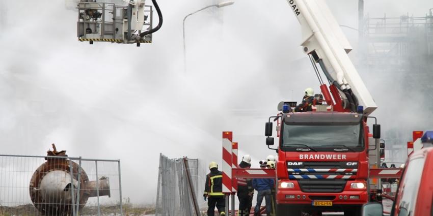 Foto van brand bij sloopwerkzaamheden chemie park | MV Blik op Nieuws