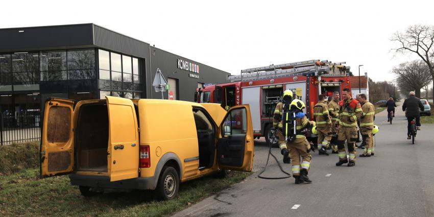 Brandweer blust brand