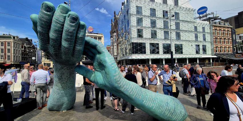 kunstwerk-peterrdevries-leidseplein