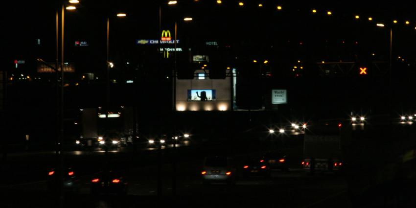 Camera’s in reclamezuilen is overtreden privacywet