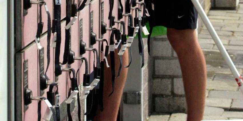 kluisjes-zwembad-sauna