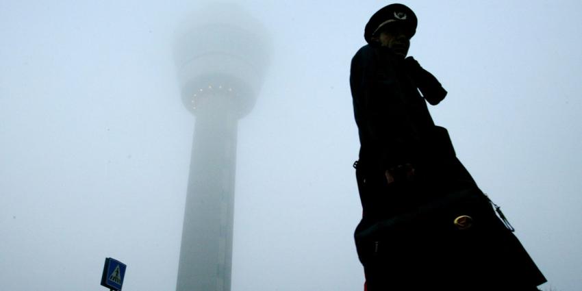 'Vliegverkeer heeft last van de mist'
