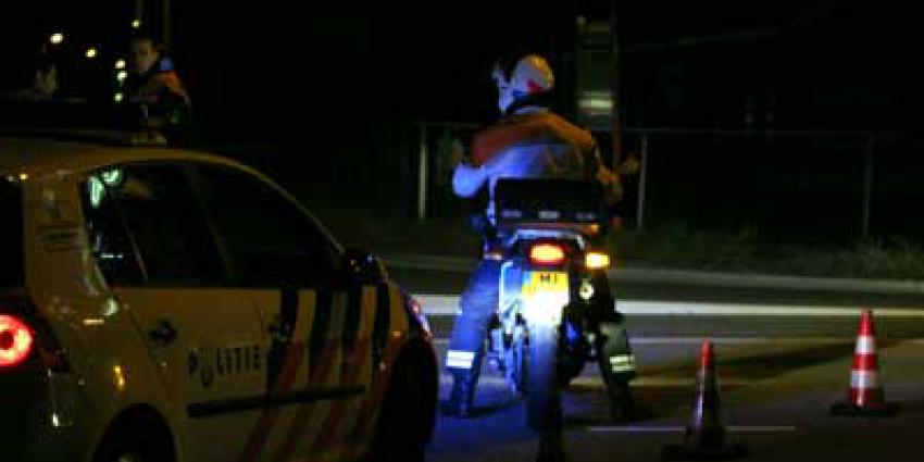 Motorrijder ontvlucht politiecontrole en overlijdt na val