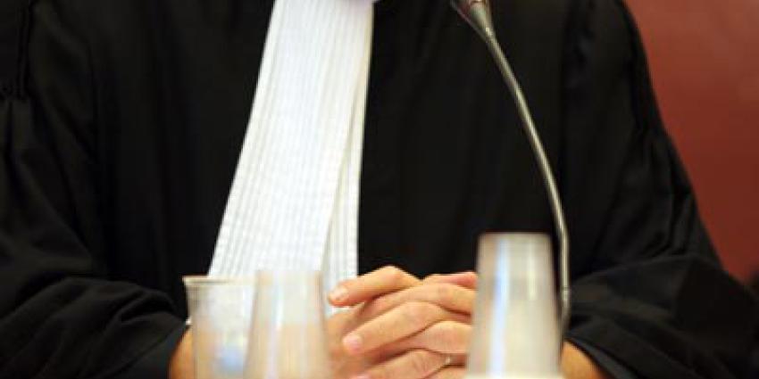 Foto van rechter in toga