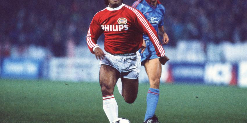Romario in Phillip shirt