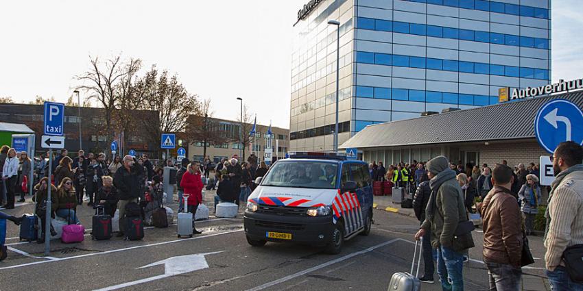 Vliegveld Eindhoven Airport ontruimd vanwege verdachte koffer