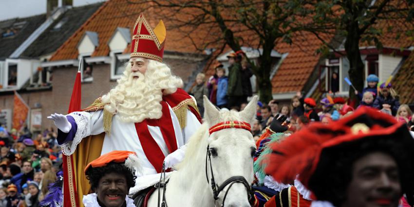 Sint valt van paard in Zeist