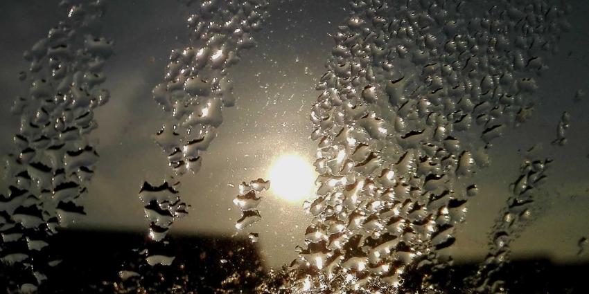 waterdruppels-zon